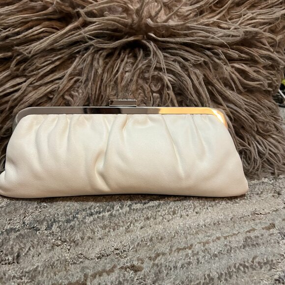 EXPRESS white leather clutch - NWT - Picture 1 of 8